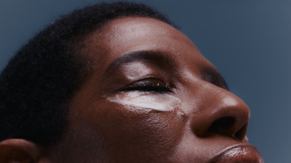 9 Best Retinol Eye Creams to Target Crow’s Feet and Sagging